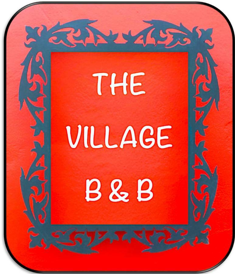 The Village Studio Apartments Moate Dış mekan fotoğraf